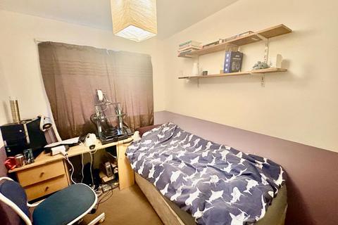 2 bedroom end of terrace house to rent, Cloister Street, Nottingham, NG7