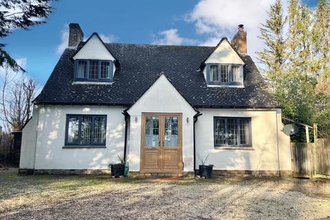 undefined, Whiteshoots Hill, Cheltenham, GL54