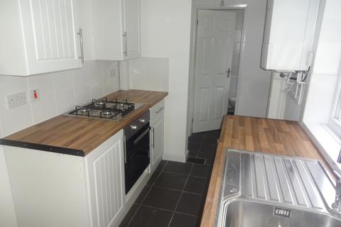 2 bedroom terraced house to rent, Essex Street, Walsall, WS2