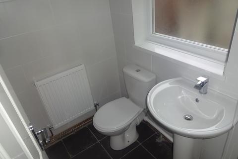 2 bedroom terraced house to rent, Essex Street, Walsall, WS2