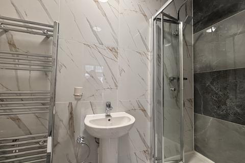 1 bedroom house to rent, Follyhouse Lane, Walsall, WS1