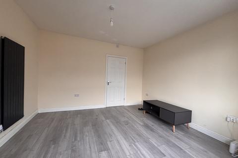 1 bedroom house to rent, Follyhouse Lane, Walsall, WS1