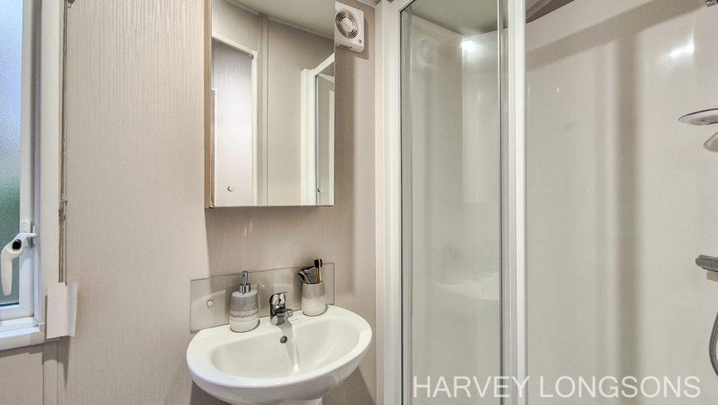 Willerby Lamberhurst 8