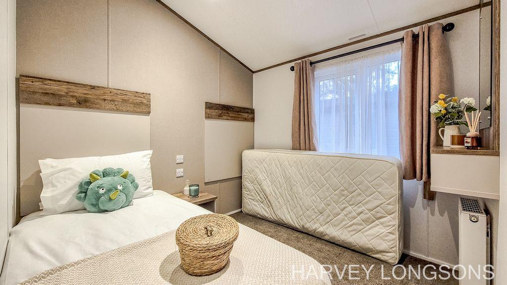Willerby Horsham 8