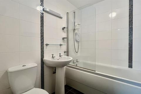 undefined, Pentire Avenue, Cornwall TR7