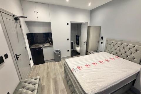 House share to rent, Bournemouth Park Road, Southend-on-Sea, SS2
