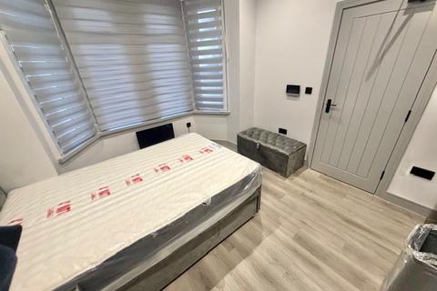 House share to rent, Bournemouth Park Road, Southend-on-Sea, SS2
