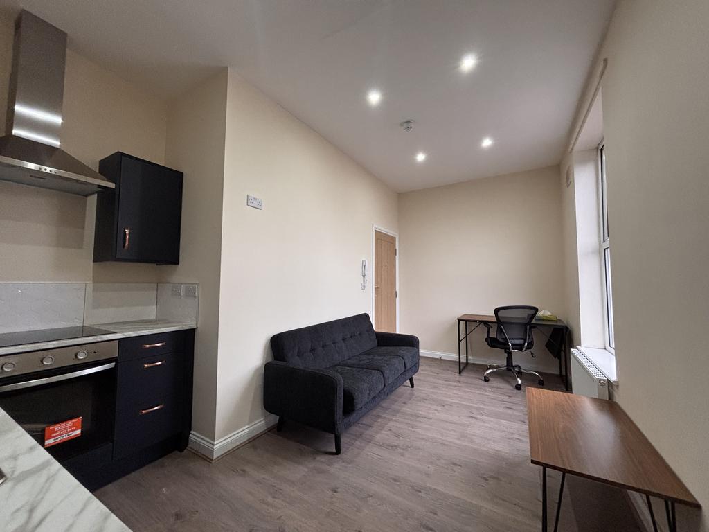 Kitchen and Lounge