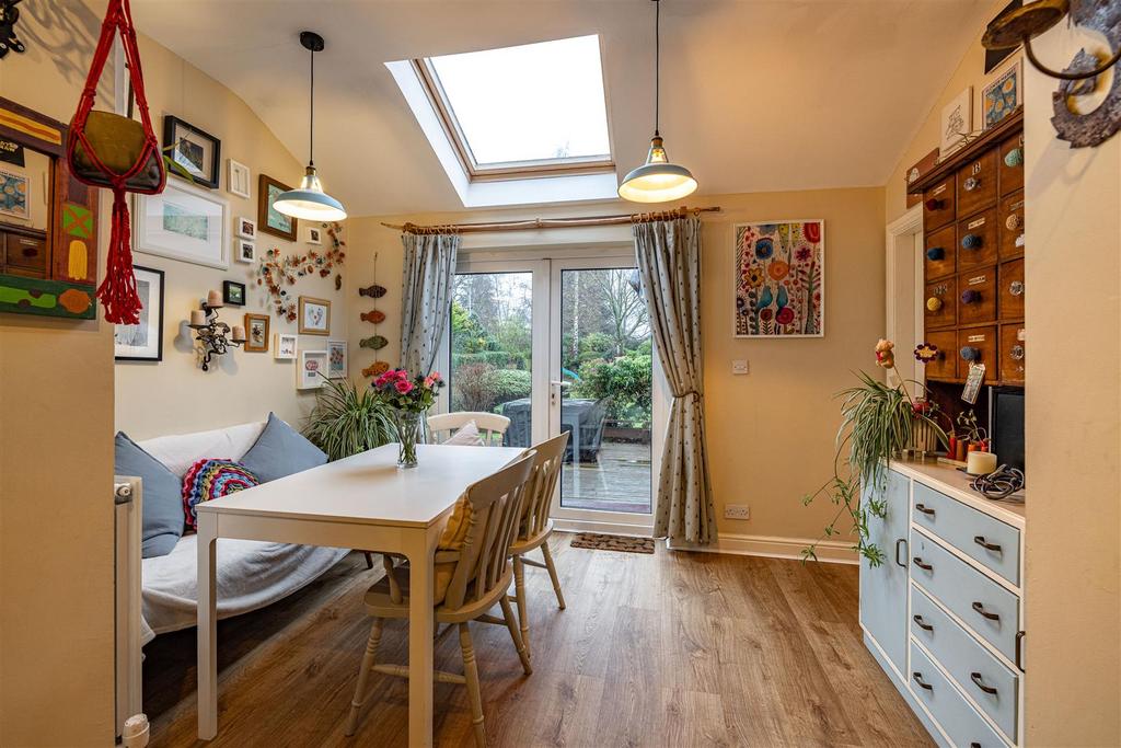 Chilla Ormiston Terrace Melrose 25.JPG