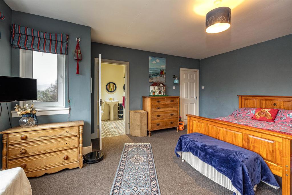 Chilla Ormiston Terrace Melrose 45.JPG