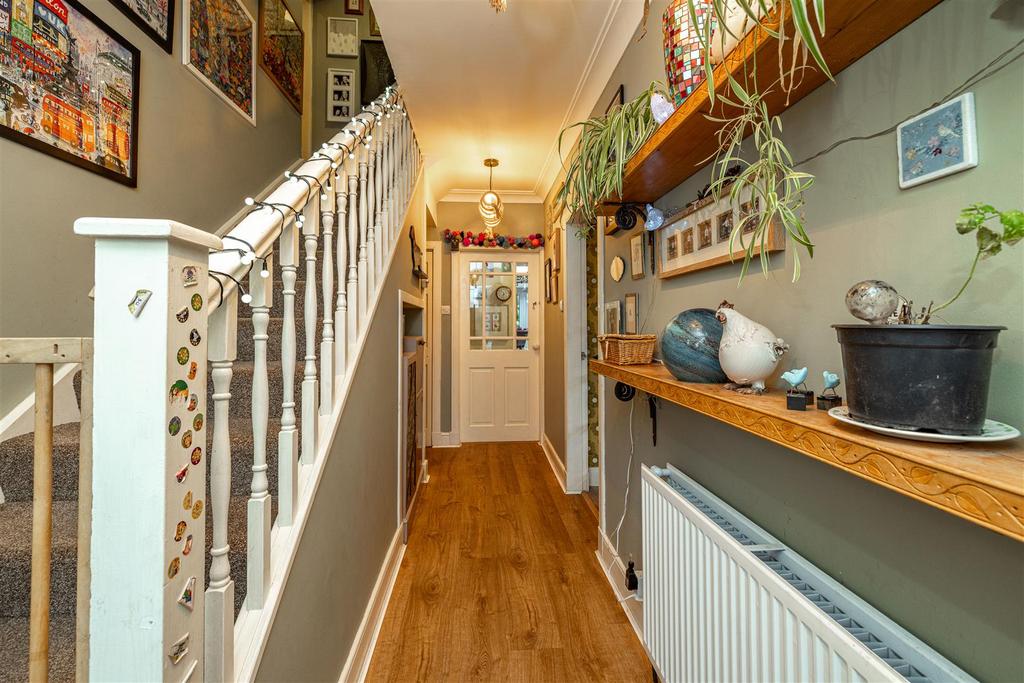 Chilla Ormiston Terrace Melrose 13.JPG