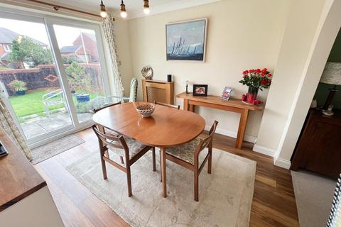 3 bedroom detached house for sale, Llwyn-Y-Groes, Bridgend County Borough, CF31 5AJ