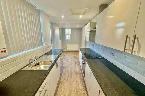 3 bedroom house to rent, Repton Road, Nottingham, NG6