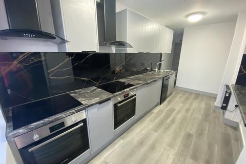 1 bedroom in a house share to rent, Southend-on-Sea, SS2