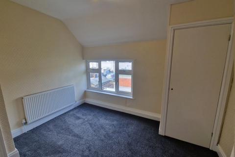 3 bedroom terraced house to rent, Eighth Avenue, Mansfield, NG19
