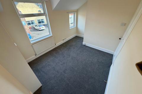 2 bedroom terraced house to rent, Burford Road, Evesham, WR11