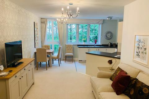 undefined, Hawkesbury Place, Cheltenham, GL54