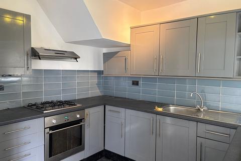 3 bedroom terraced house to rent, Seventh Avenue, Mansfield, NG19