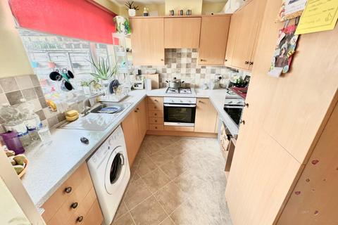 3 bedroom terraced house to rent, Fanshawe Road, Birmingham, B27