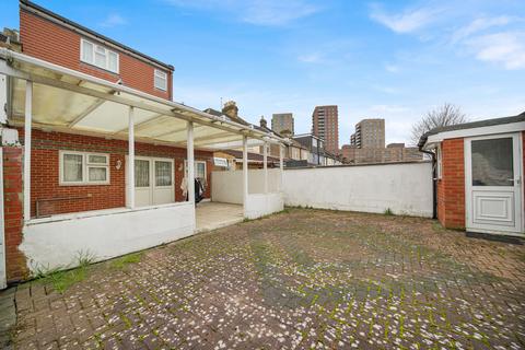 undefined, Blythswood Road, Essex IG3