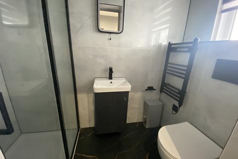 1 bedroom in a house share to rent, Southend-on-Sea, SS2
