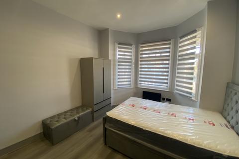 Studio to rent, Southend-on-Sea, SS2
