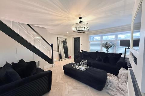 3 bedroom detached house to rent, Bowlwell Avenue, Nottingham, NG5