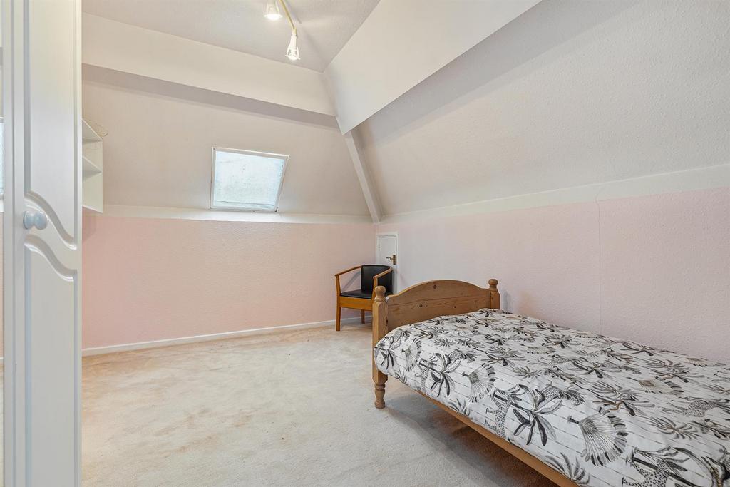 8 Lodge Moor Road, Fulwood 23 297.jpg