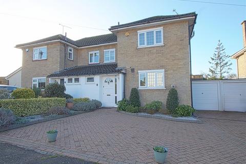 3 bedroom semi-detached house for sale, Everest Rise, Billericay CM12