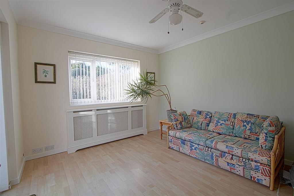 SUN ROOM .jpg