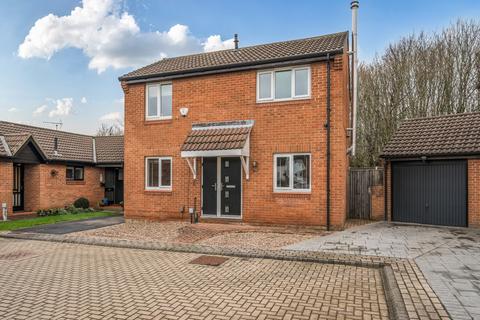 3 bedroom link detached house for sale, High Bank Approach, Leeds, LS15