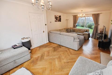 6 bedroom detached house for sale, Great Notley Avenue, Great Notley, Braintree