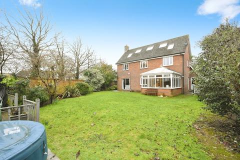 6 bedroom detached house for sale, Great Notley Avenue, Great Notley, Braintree