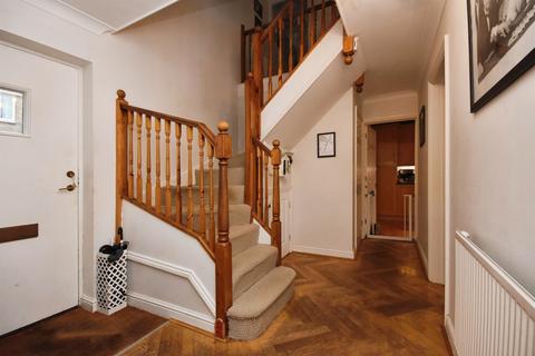 6 bedroom detached house for sale, Great Notley Avenue, Great Notley, Braintree
