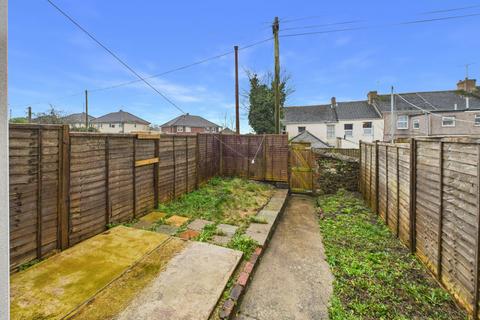 undefined, Plymouth PL5