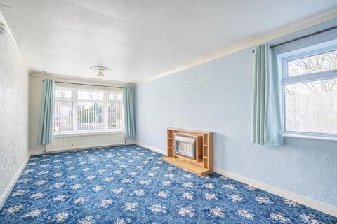 2 bedroom bungalow for sale, Thatchers Croft, Copmanthorpe, York