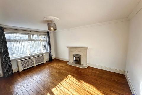 3 bedroom terraced house to rent, Bechers, Widnes, WA8 4TP