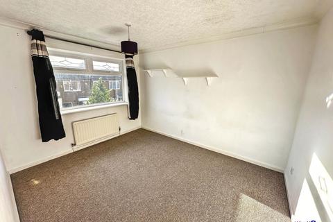 3 bedroom terraced house to rent, Bechers, Widnes, WA8 4TP