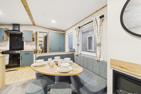 2 bedroom park home for sale, Pakefield Holiday Park