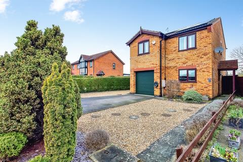 3 bedroom detached house for sale, Dunlin Road, Essendine, Stamford