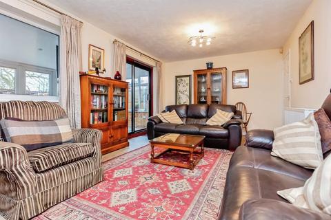 3 bedroom detached house for sale, Dunlin Road, Essendine, Stamford