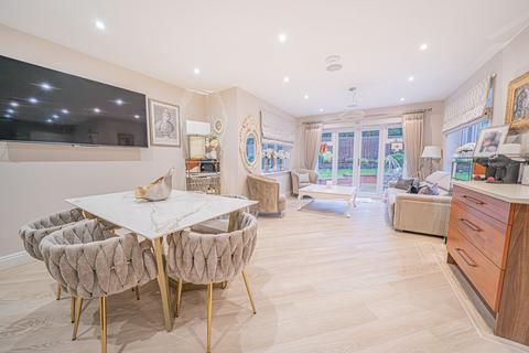 undefined, Temple Gardens, Dorridge, B93