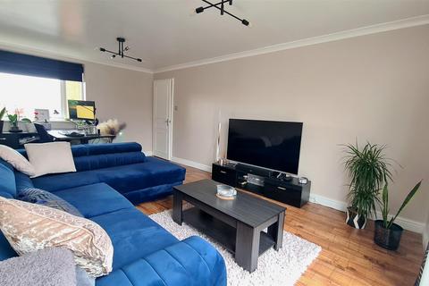 1 bedroom flat for sale, Grimsby Grove, London