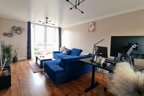 1 bedroom flat for sale, Grimsby Grove, London