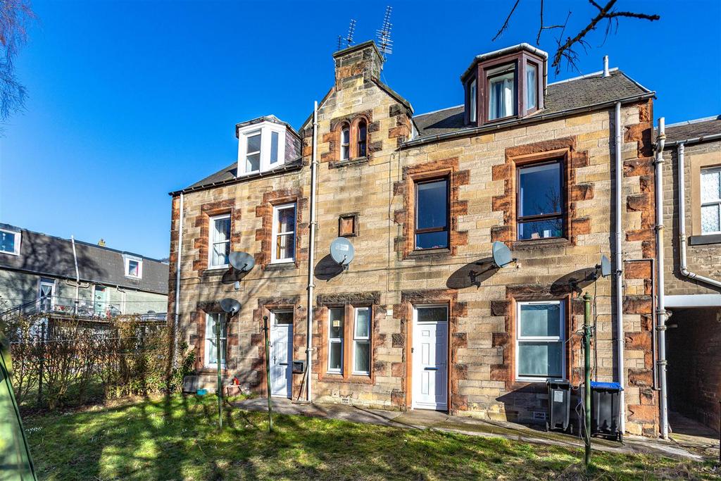 19 Stirling Place Galashiels 03.JPG
