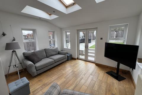 3 bedroom detached house for sale, Ostlers Gate, Droylsden