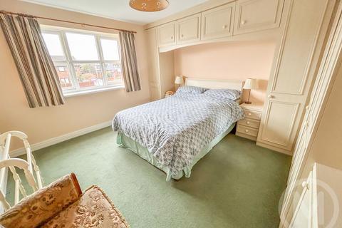 undefined, Oakwood Close, South Shore