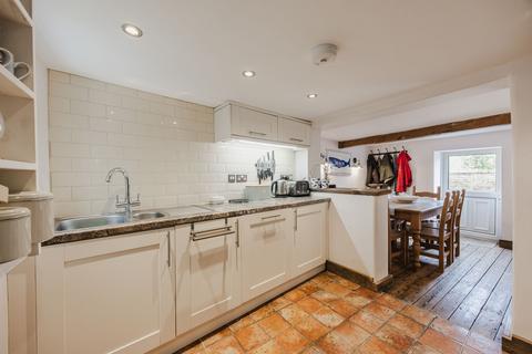 3 bedroom cottage for sale, Chain Free Cottage in Docking