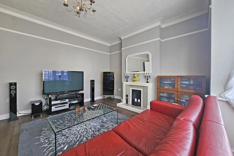 5 bedroom semi-detached house for sale, Linden Street,  Romford, RM7