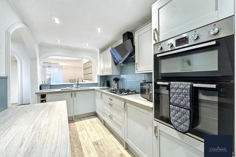 2 bedroom semi-detached bungalow for sale, Tylcha Fach Estate, Tonyrefail, CF39